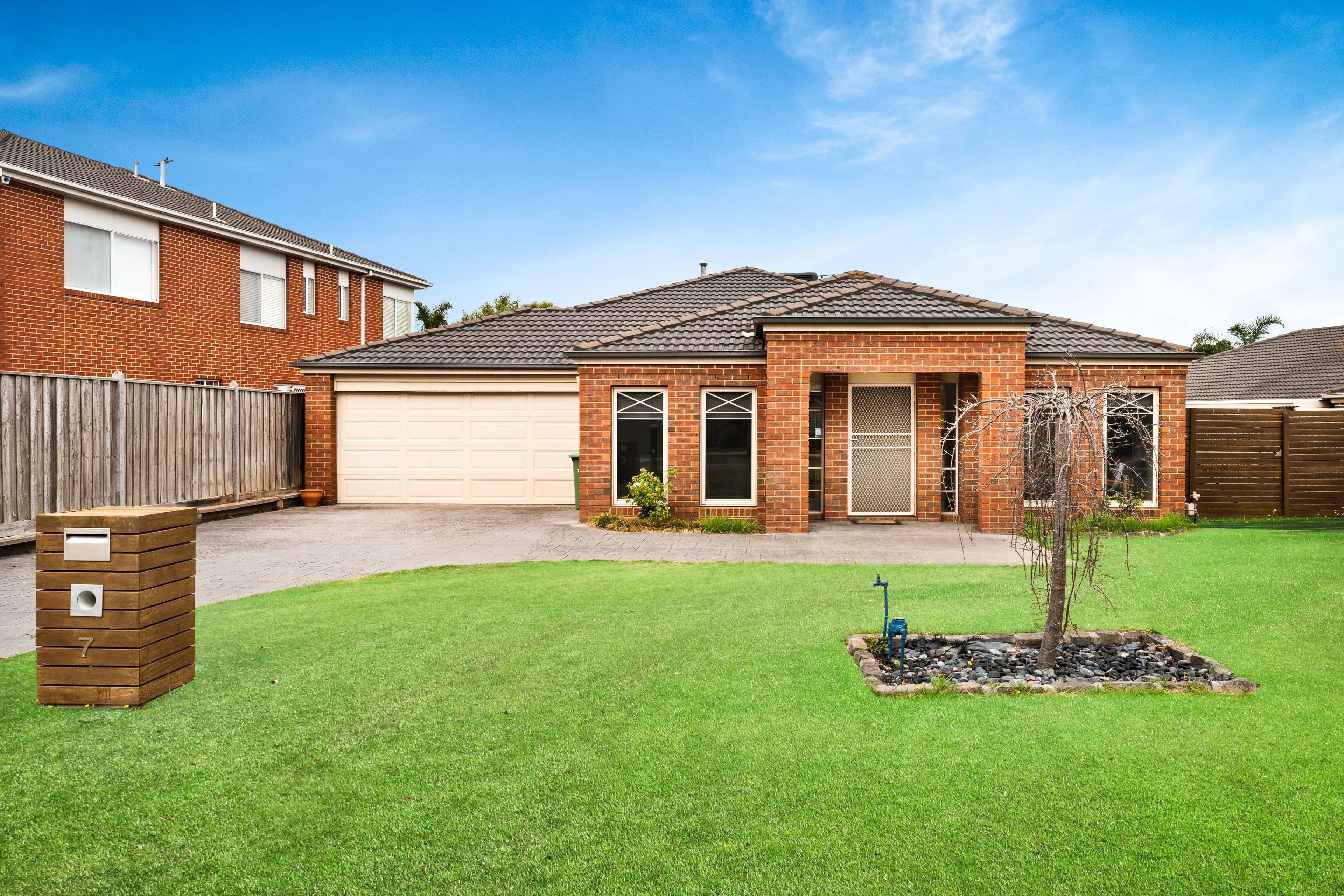 7 Lancaster Way, Beaconsfield VIC 3807, Beaconsfield - Image 1