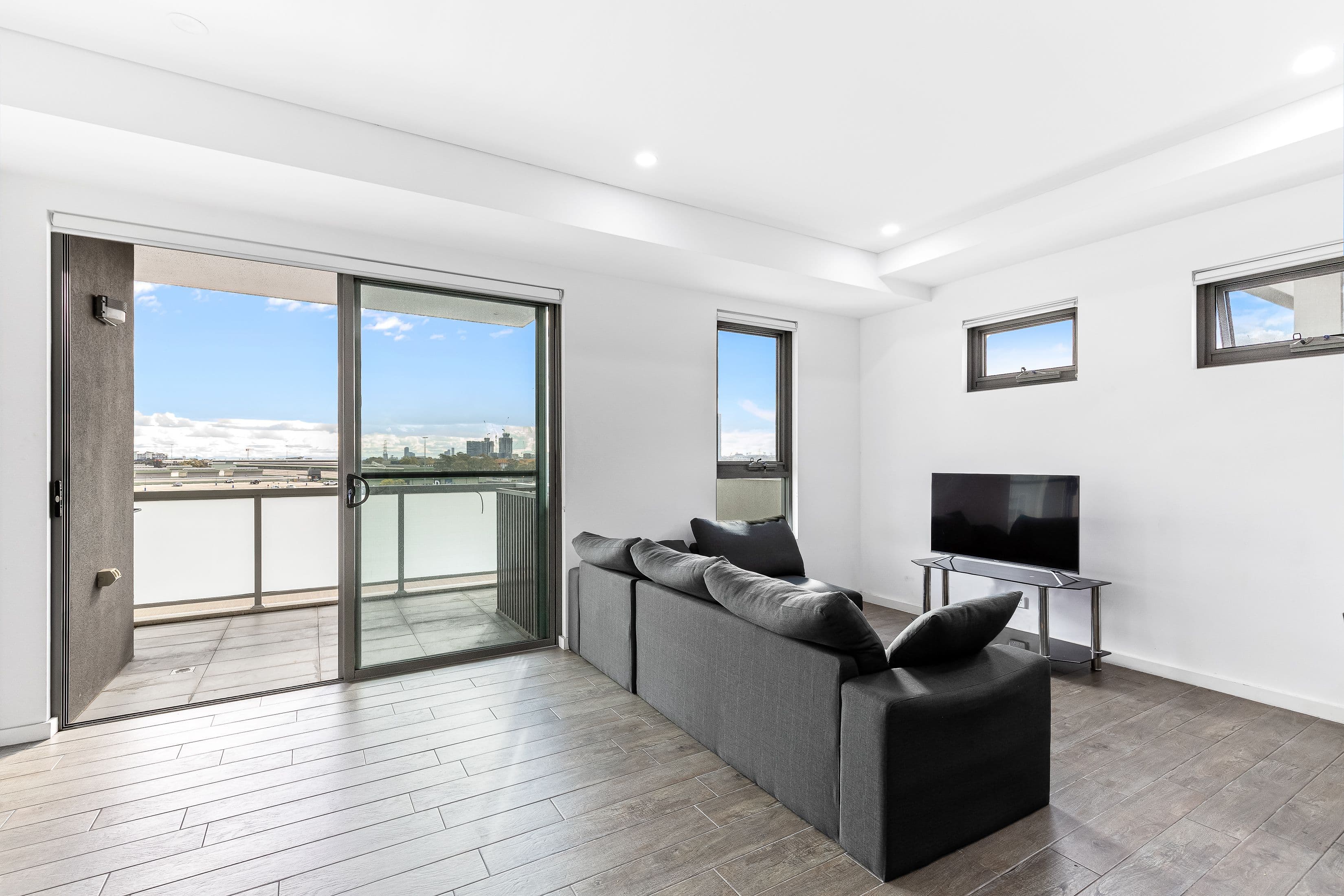 31 Smallwood Avenue, Homebush NSW 2140, Homebush - Thumbnail 3