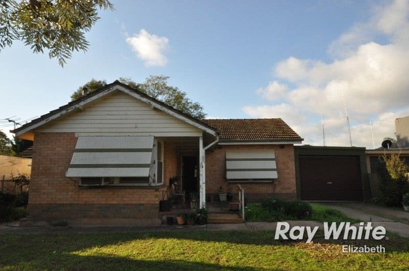 18 Laverstock Road, ELIZABETH NORTH SA 5113, Elizabeth North - Image 1