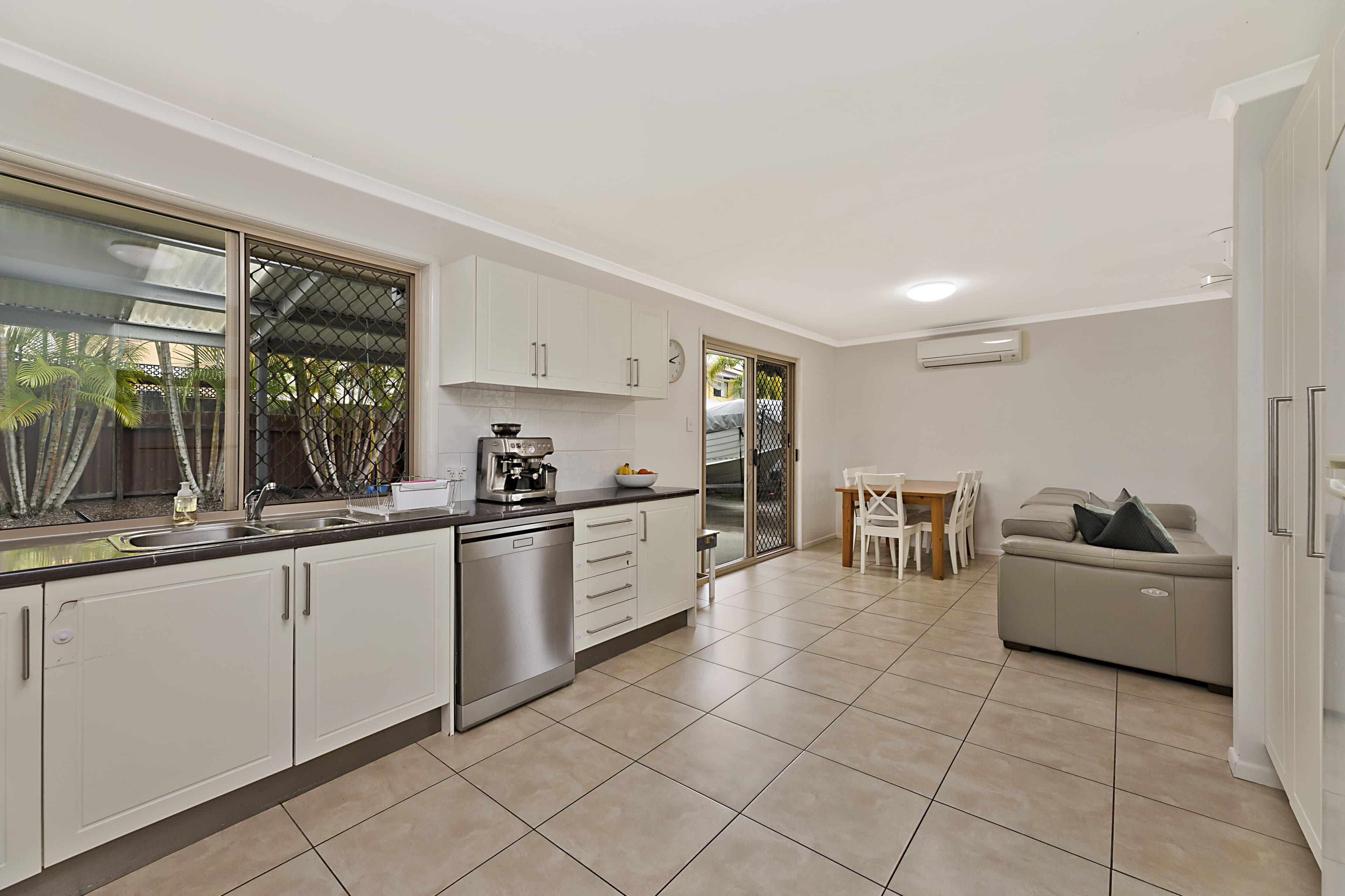8 Coraki Street, Battery Hill QLD 4551, Battery Hill - Thumbnail 5