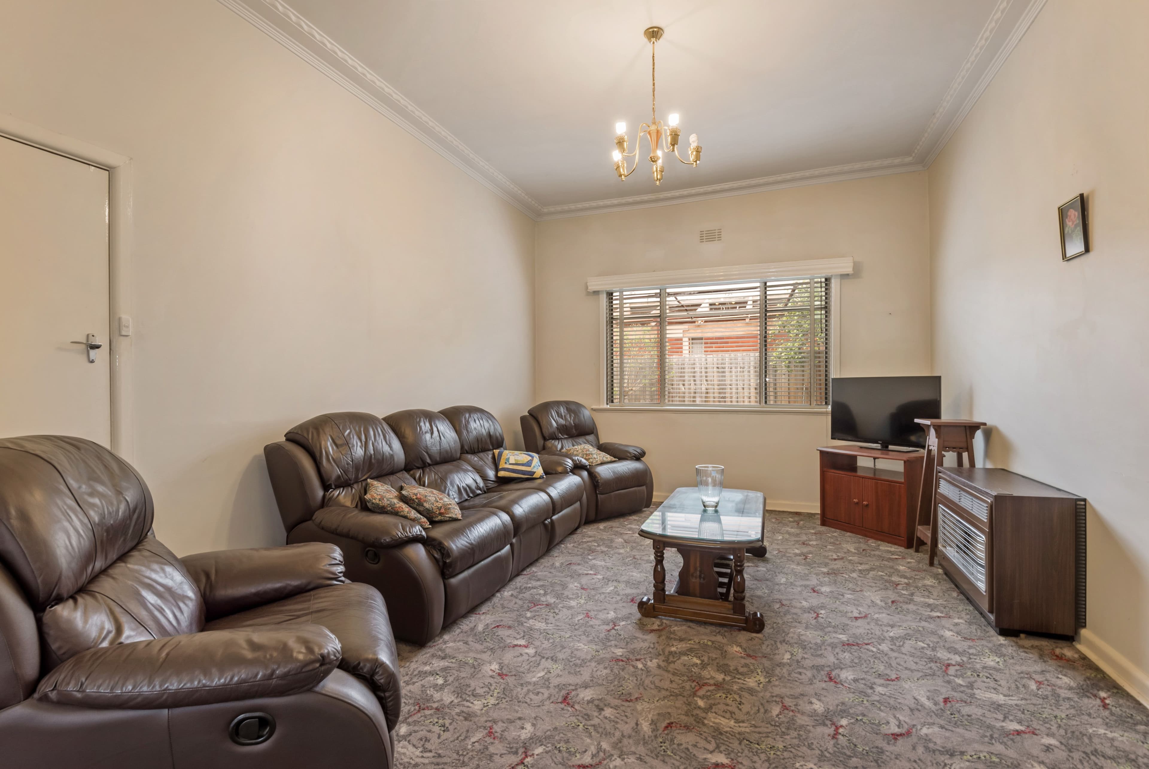 37 Storey Road, Reservoir VIC 3073, Reservoir - Thumbnail 4