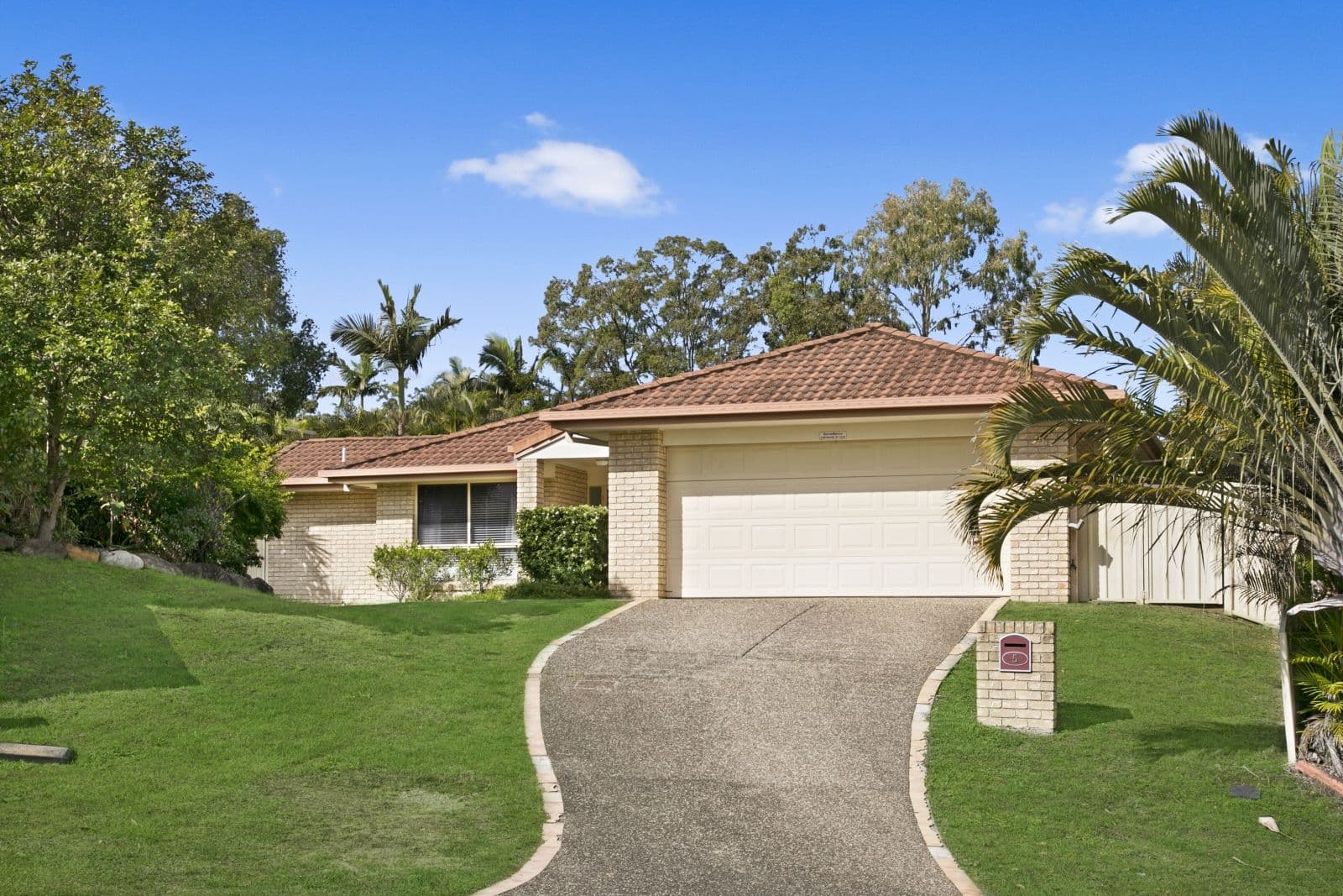 5 O'Brien Court, Arundel QLD 4214, Arundel - Image 1