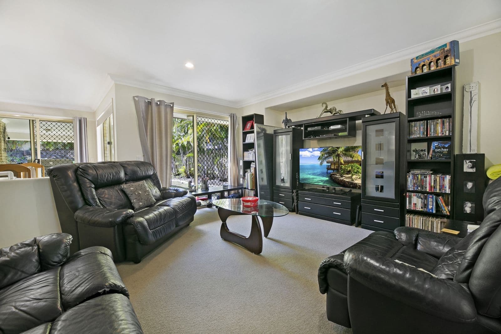 5 O'Brien Court, Arundel QLD 4214, Arundel - Thumbnail 2