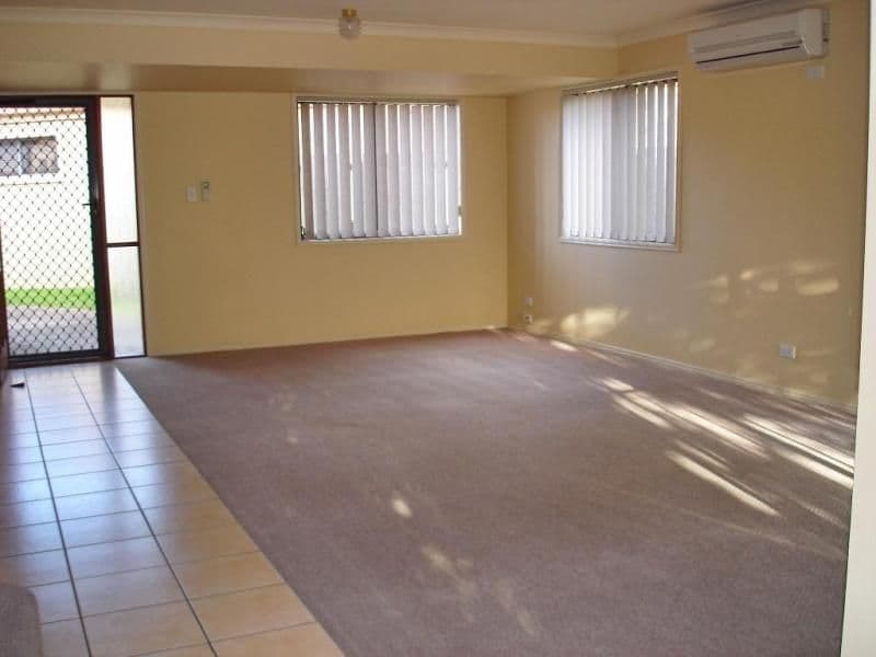 1 Santa Isobel Boulevard, PACIFIC PINES QLD 4211, Pacific Pines - Thumbnail 4