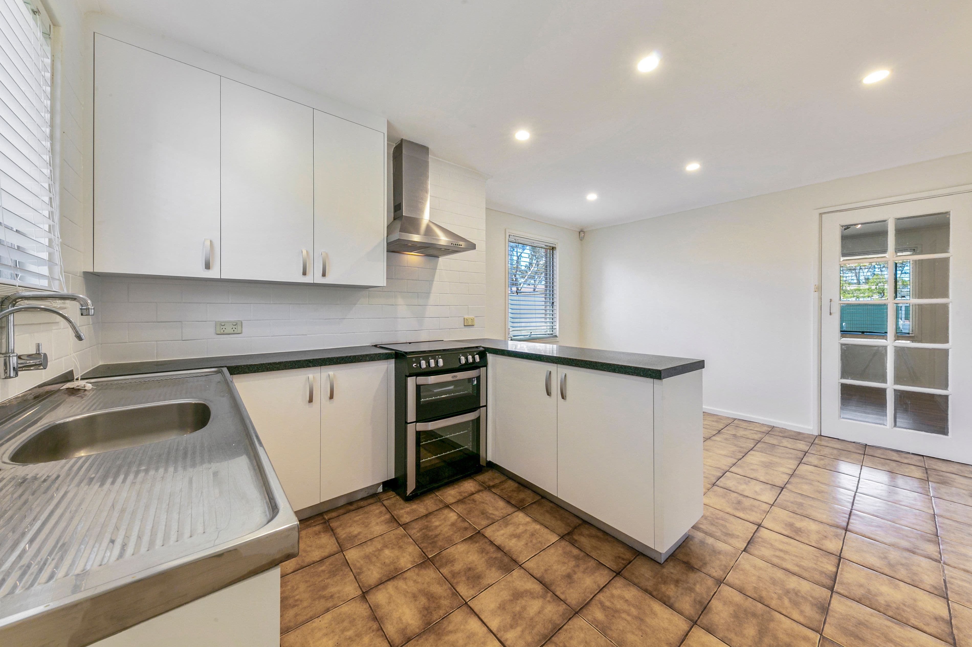 19 Kennion Crescent, Para Hills West SA 5096, Para Hills West - Thumbnail 5