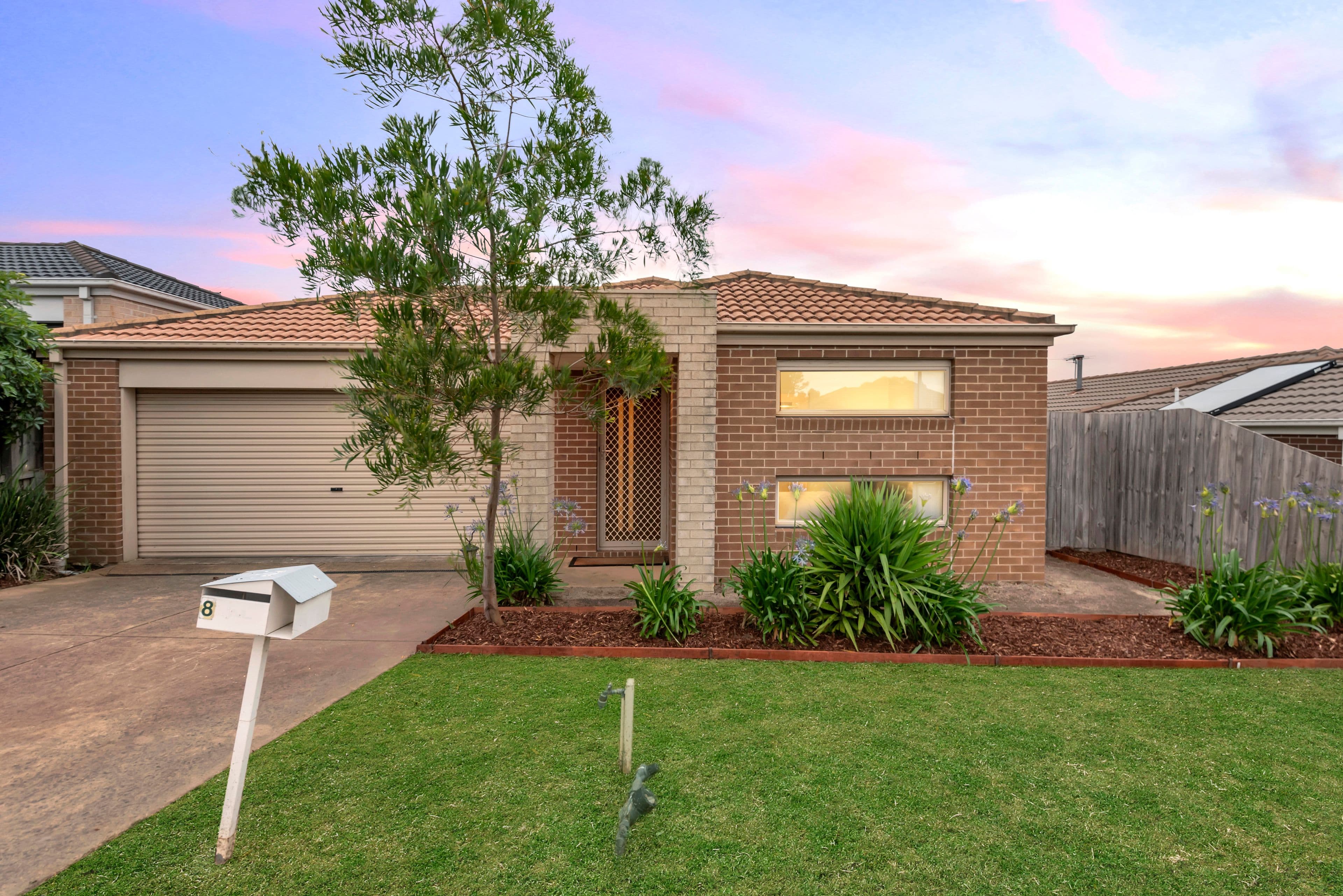 8 Alapont Close, Pakenham VIC 3810, Pakenham - Image 1