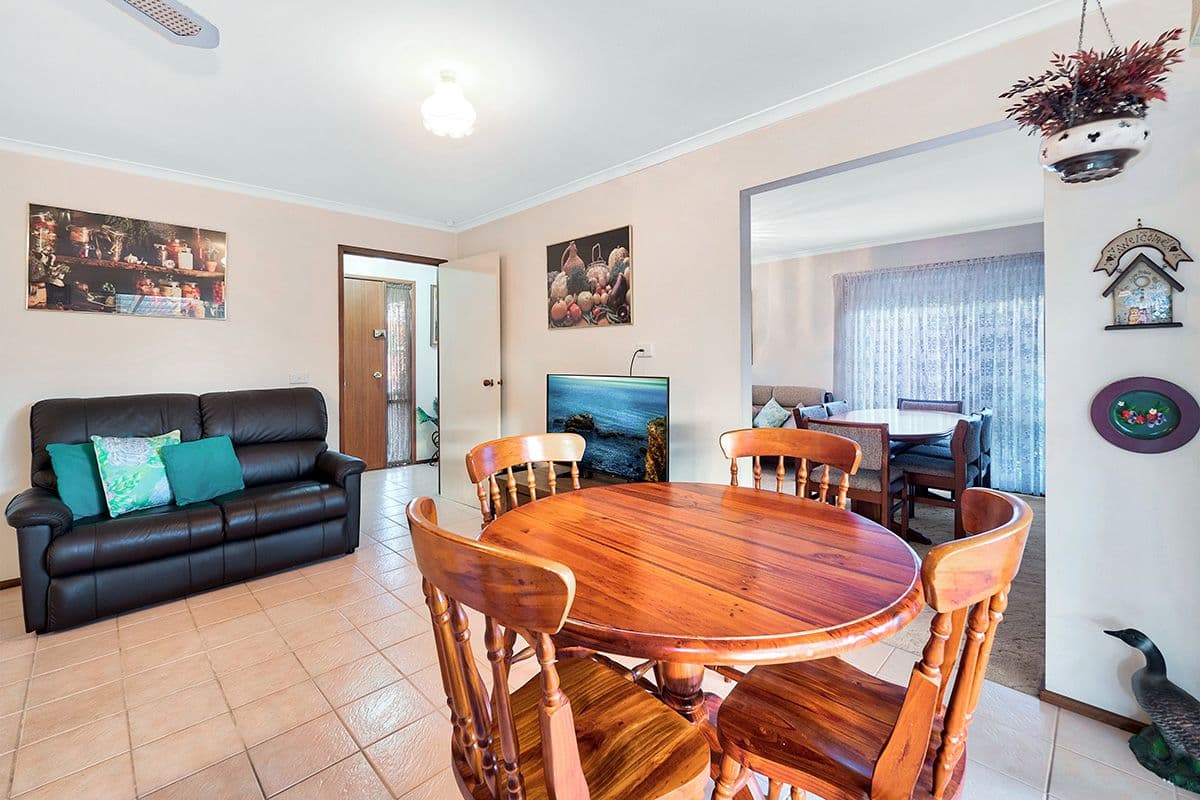 1 Balook Court, Cranbourne North VIC 3977, Cranbourne North - Thumbnail 7