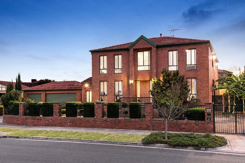 15 Angus Court, Oakleigh South VIC 3167, Oakleigh South - Image 1