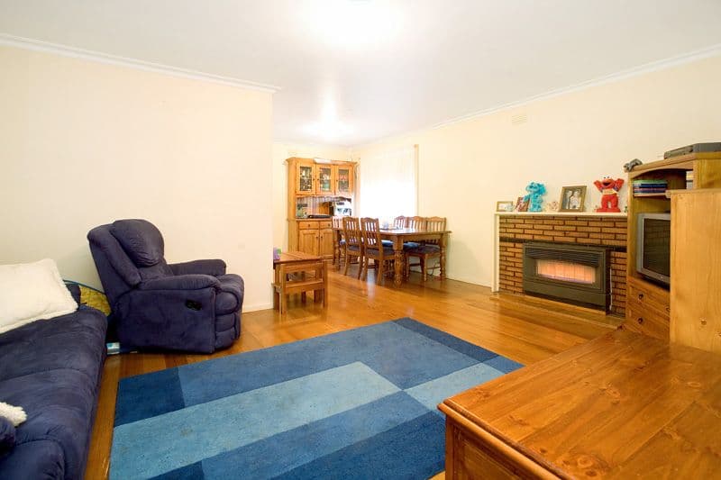 12 Wilson Boulevard, RESERVOIR VIC 3073, Reservoir - Thumbnail 2