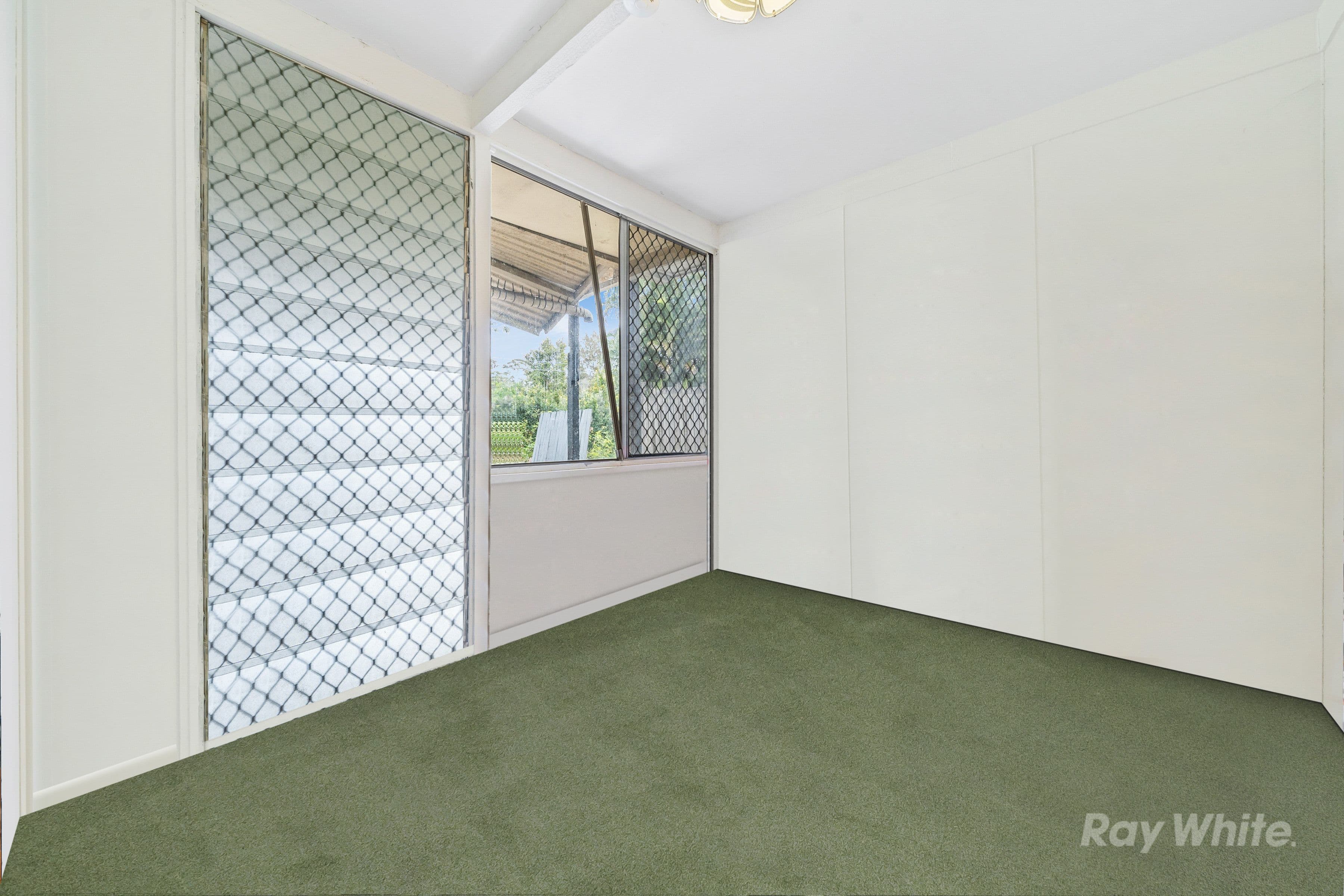 21 Karabil Street, Kingston QLD 4114, Kingston - Thumbnail 5