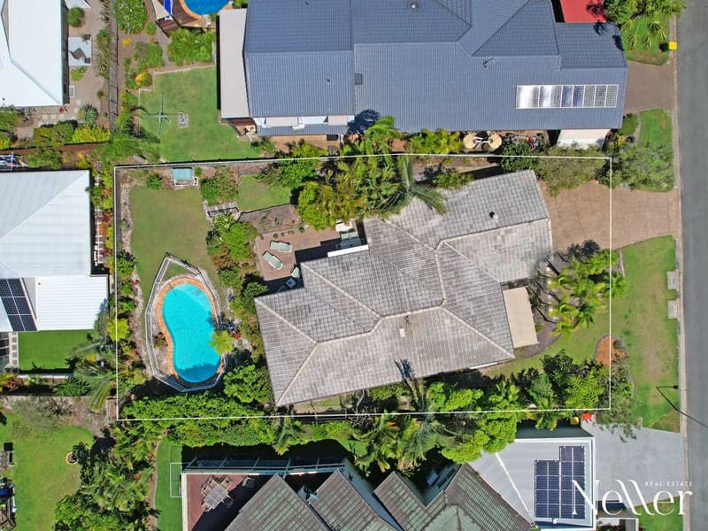 52 Southern Cross Parade, Sunrise Beach - Thumbnail 3