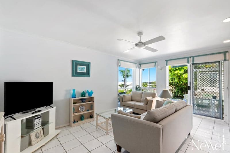 52 Southern Cross Parade, Sunrise Beach - Thumbnail 7