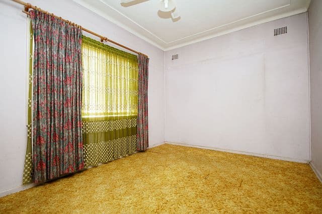35 Valentine Street, YAGOONA NSW 2199, Yagoona - Thumbnail 4