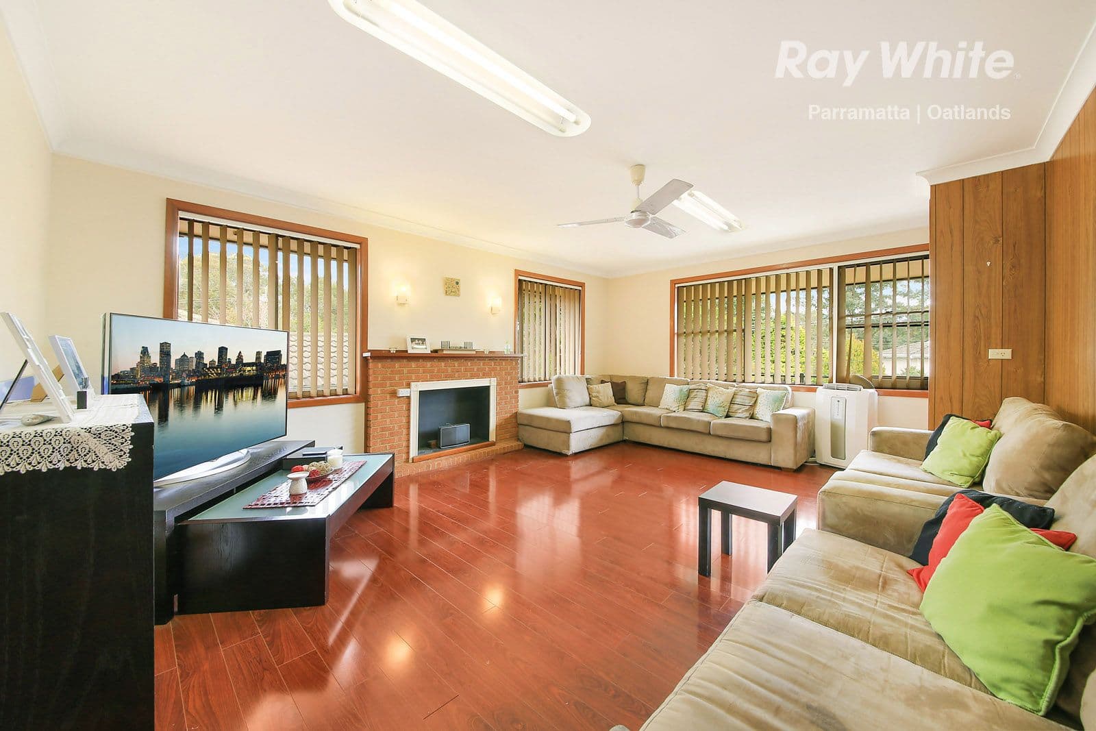 6 Kelvin Grove, Winston Hills - Thumbnail 5