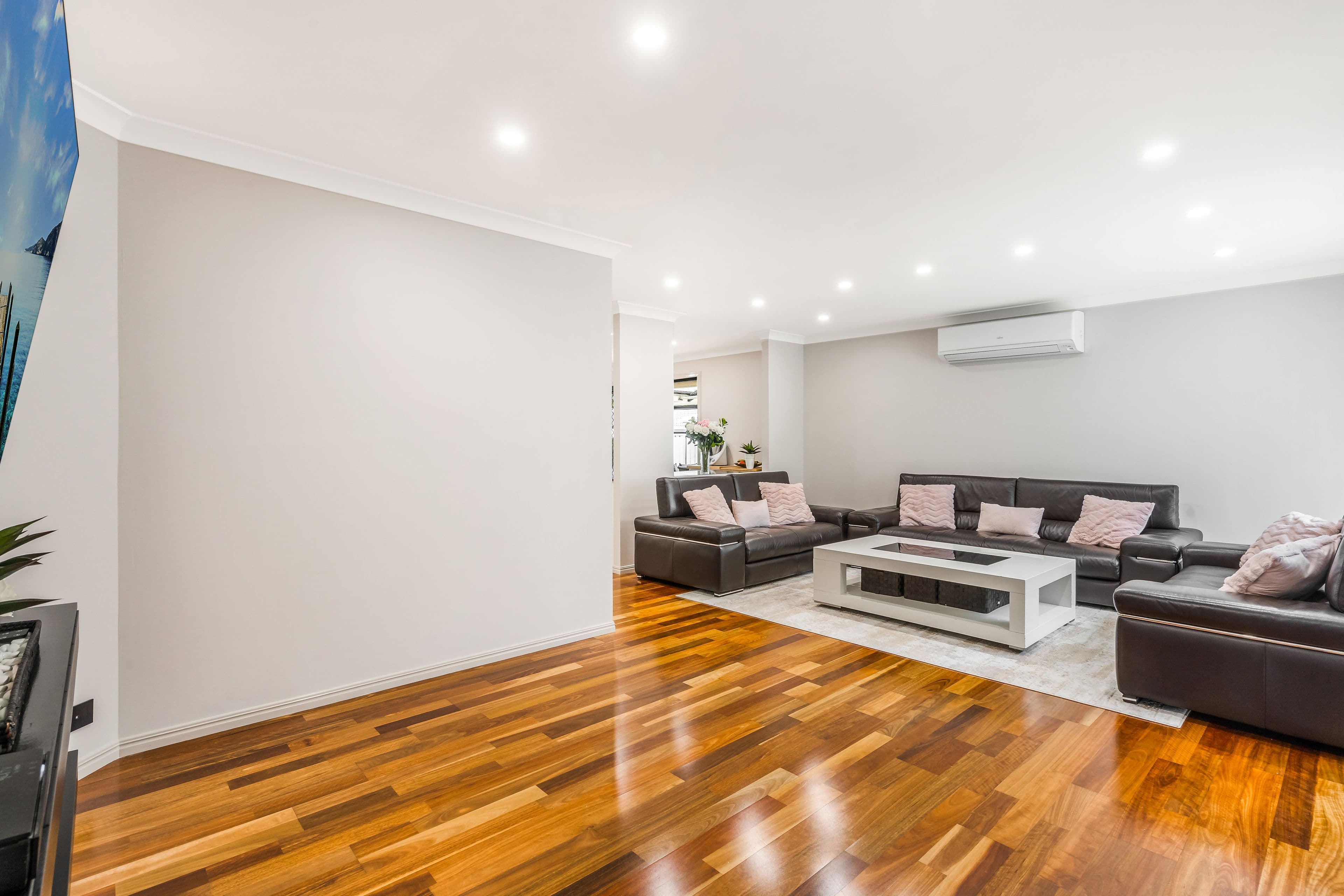 13 Legendre Place, Hinchinbrook NSW 2168, Hinchinbrook - Thumbnail 4