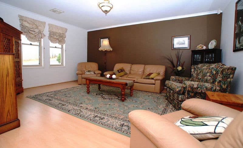 19 Mansfield Street, NOARLUNGA DOWNS SA 5168, Noarlunga Downs - Thumbnail 2