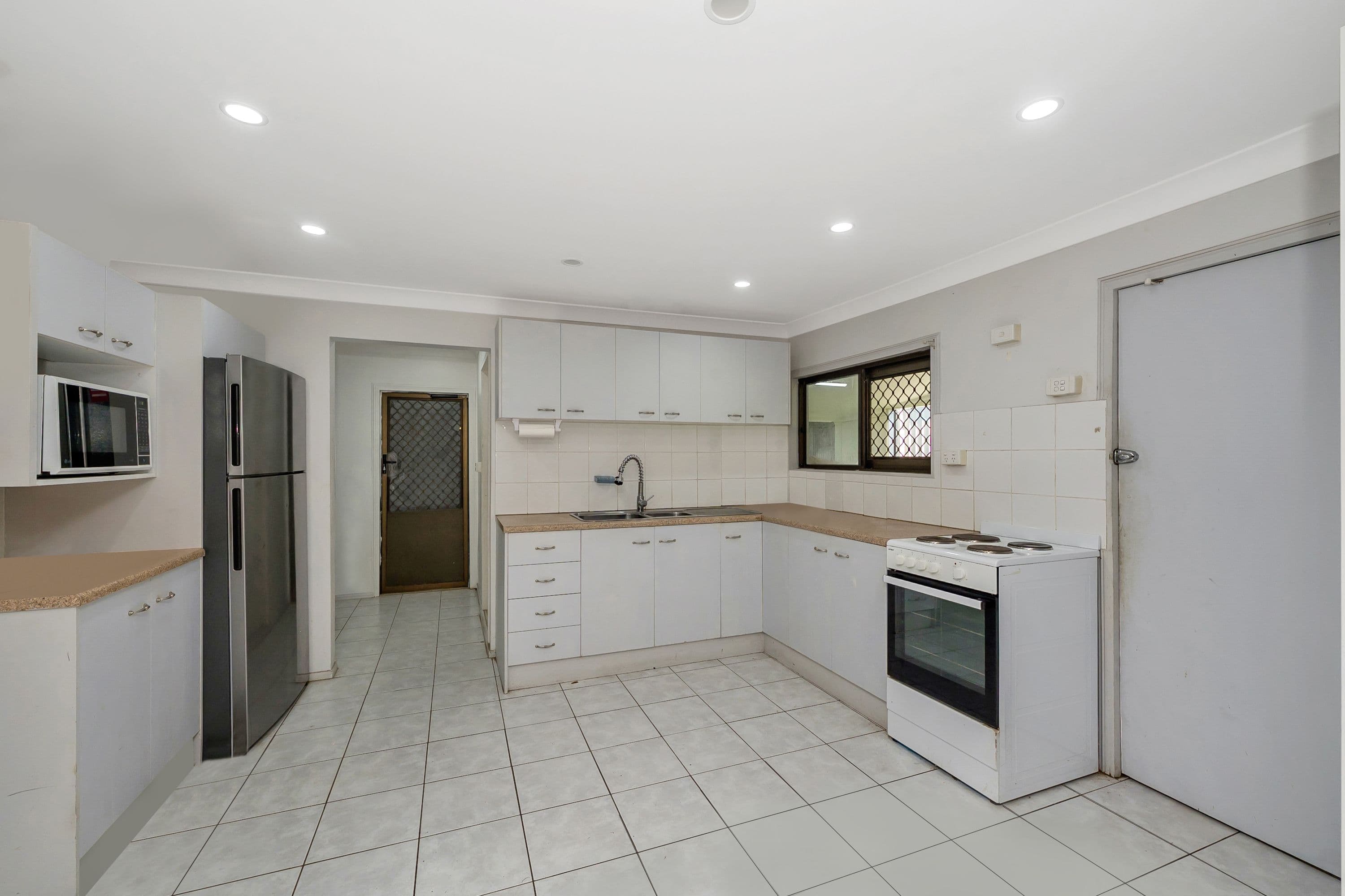 14-16 Bowden Road, Black River QLD 4818, Black River - Thumbnail 5
