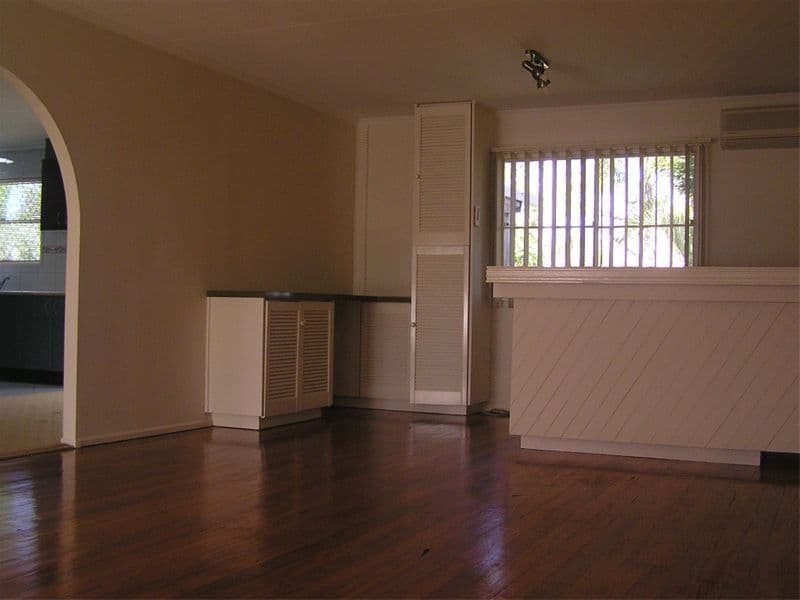 26 Cranleigh Street, WYNNUM WEST QLD 4178, Wynnum West - Thumbnail 7