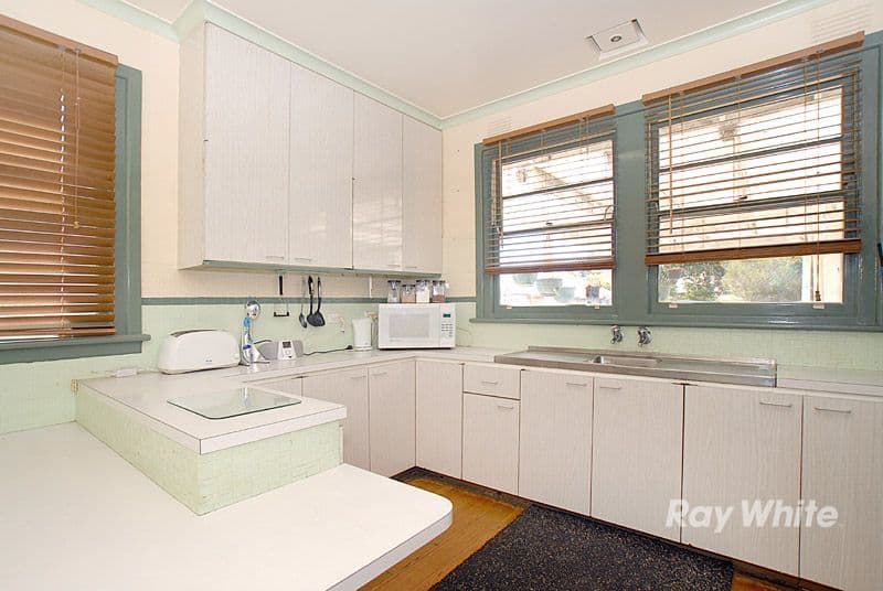 31 Lewis Street, SPRINGVALE VIC 3171, Springvale - Thumbnail 2