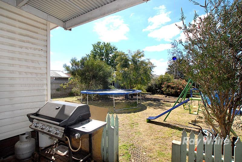 31 Lewis Street, SPRINGVALE VIC 3171, Springvale - Thumbnail 4