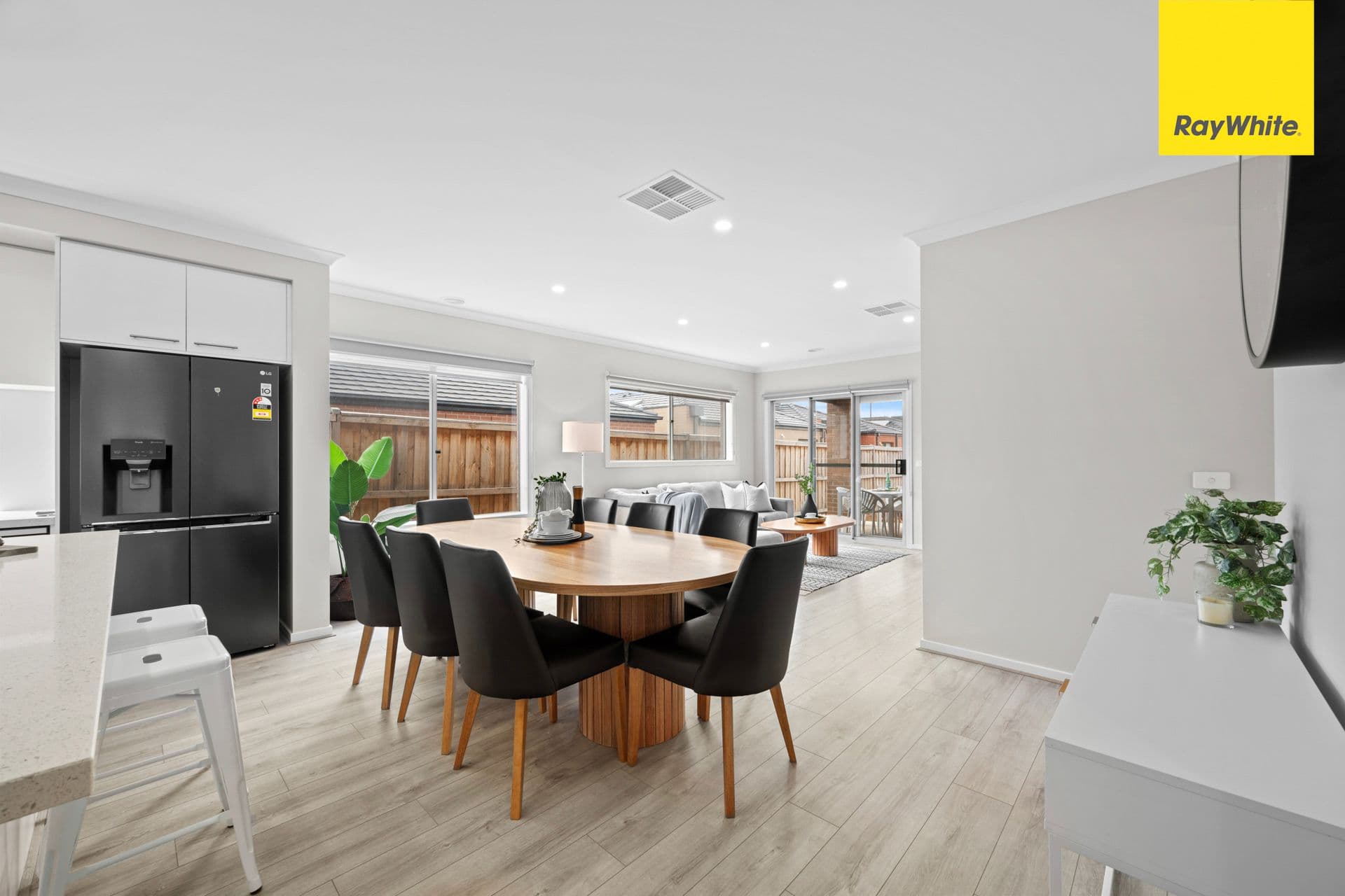 3 Cornish Road, THORNHILL PARK VIC 3335, Thornhill Park - Thumbnail 7