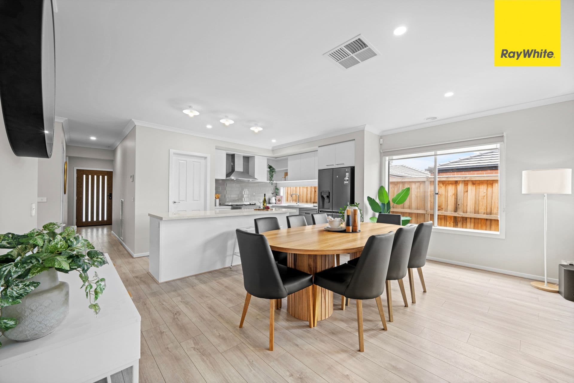 3 Cornish Road, THORNHILL PARK VIC 3335, Thornhill Park - Thumbnail 8