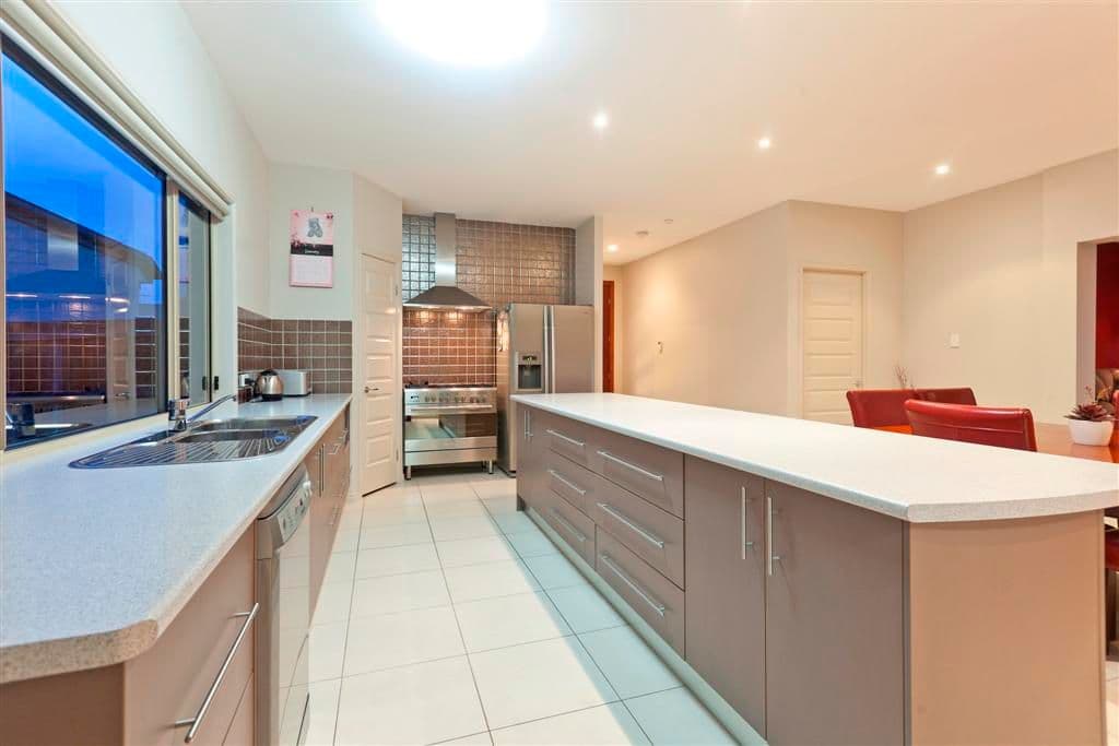 4 Indigo Street, REDLAND BAY QLD 4165, Redland Bay - Thumbnail 2