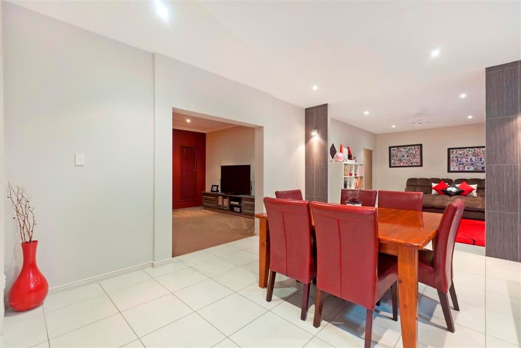 4 Indigo Street, REDLAND BAY QLD 4165, Redland Bay - Thumbnail 4