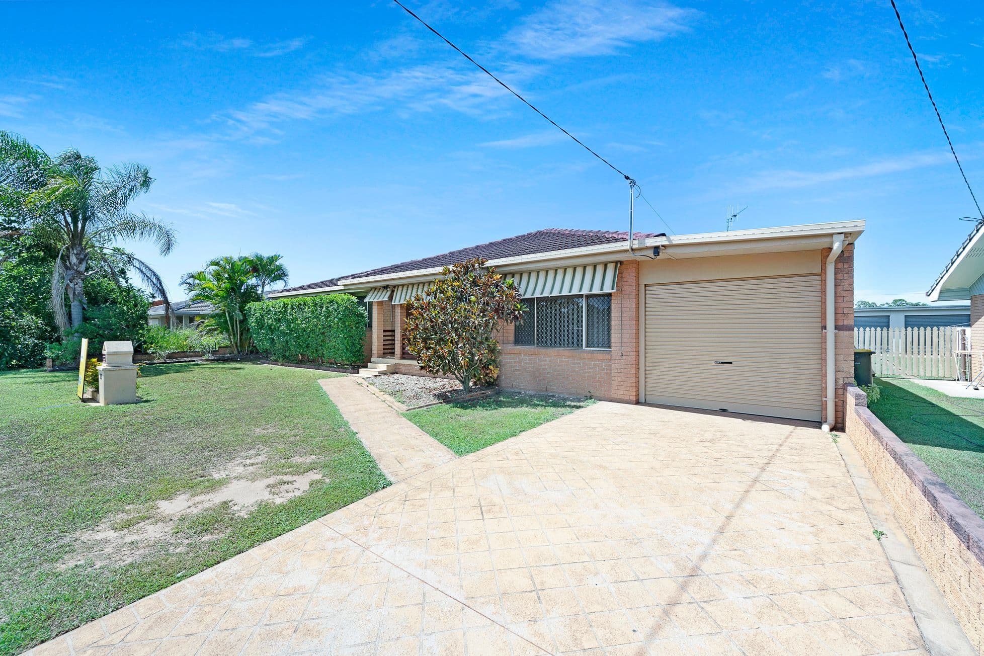 29 Anderson Street, Avenell Heights QLD 4670, Avenell Heights - Thumbnail 2