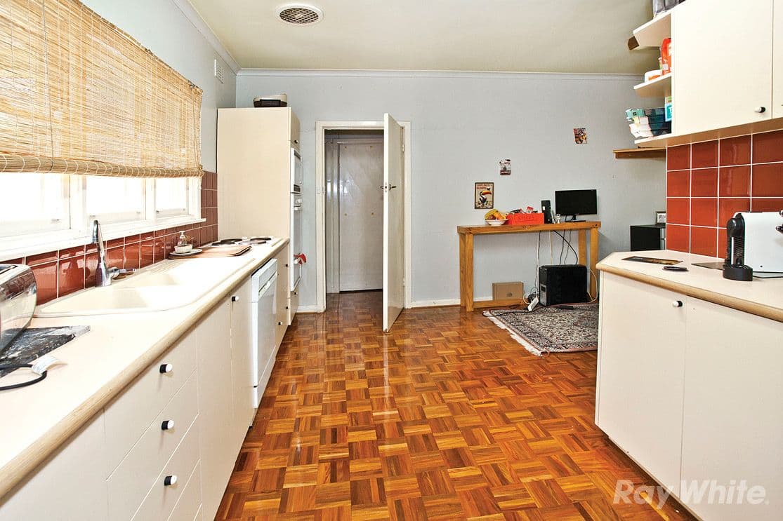 275 High Street Road, MOUNT WAVERLEY VIC 3149, Mount Waverley - Thumbnail 2