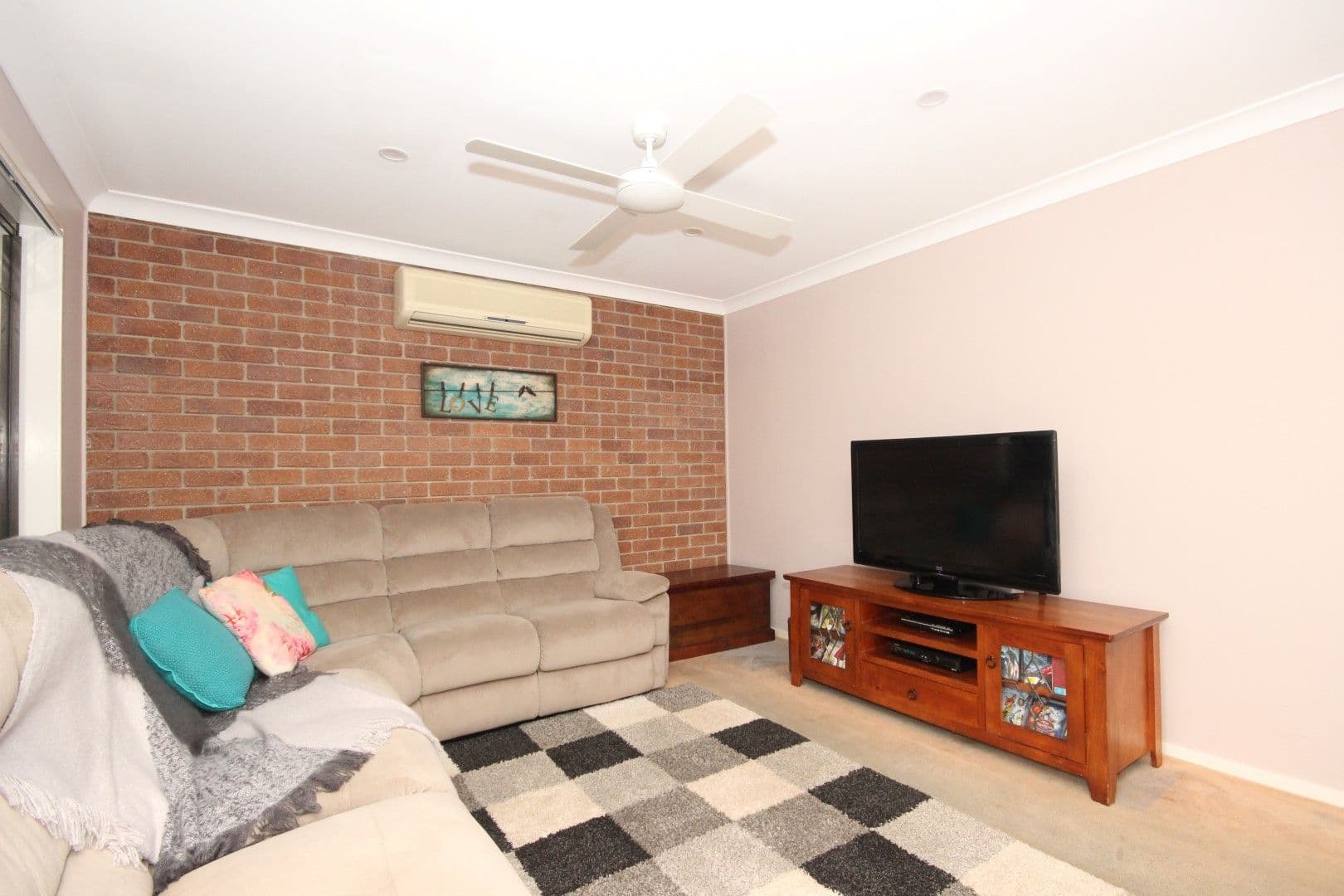 4 Bushranger Road, Terranora - Image 1