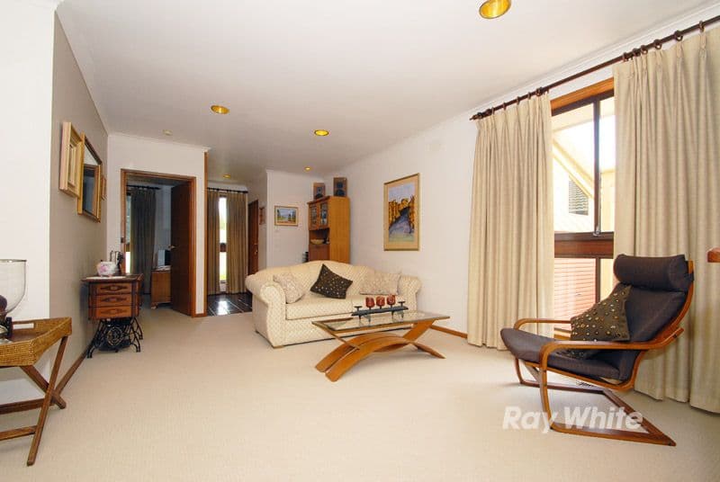 47 Sylphide Way, WANTIRNA SOUTH VIC 3152, Wantirna South - Thumbnail 5