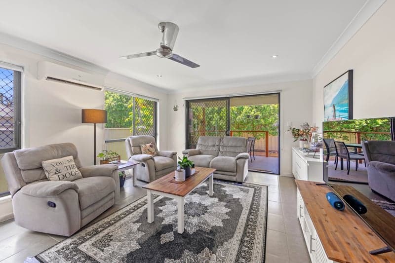 13 Hollywell Road, Biggera Waters - Thumbnail 5