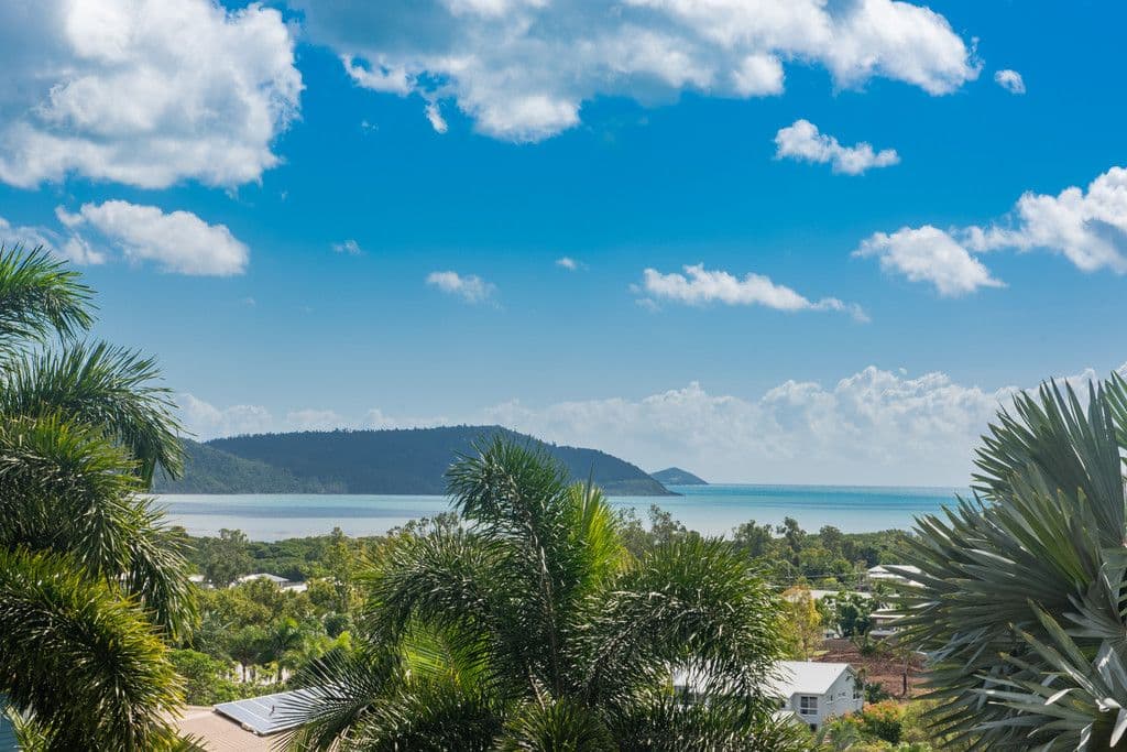 7 Country Road, Cannonvale QLD 4802, Cannonvale - Thumbnail 2