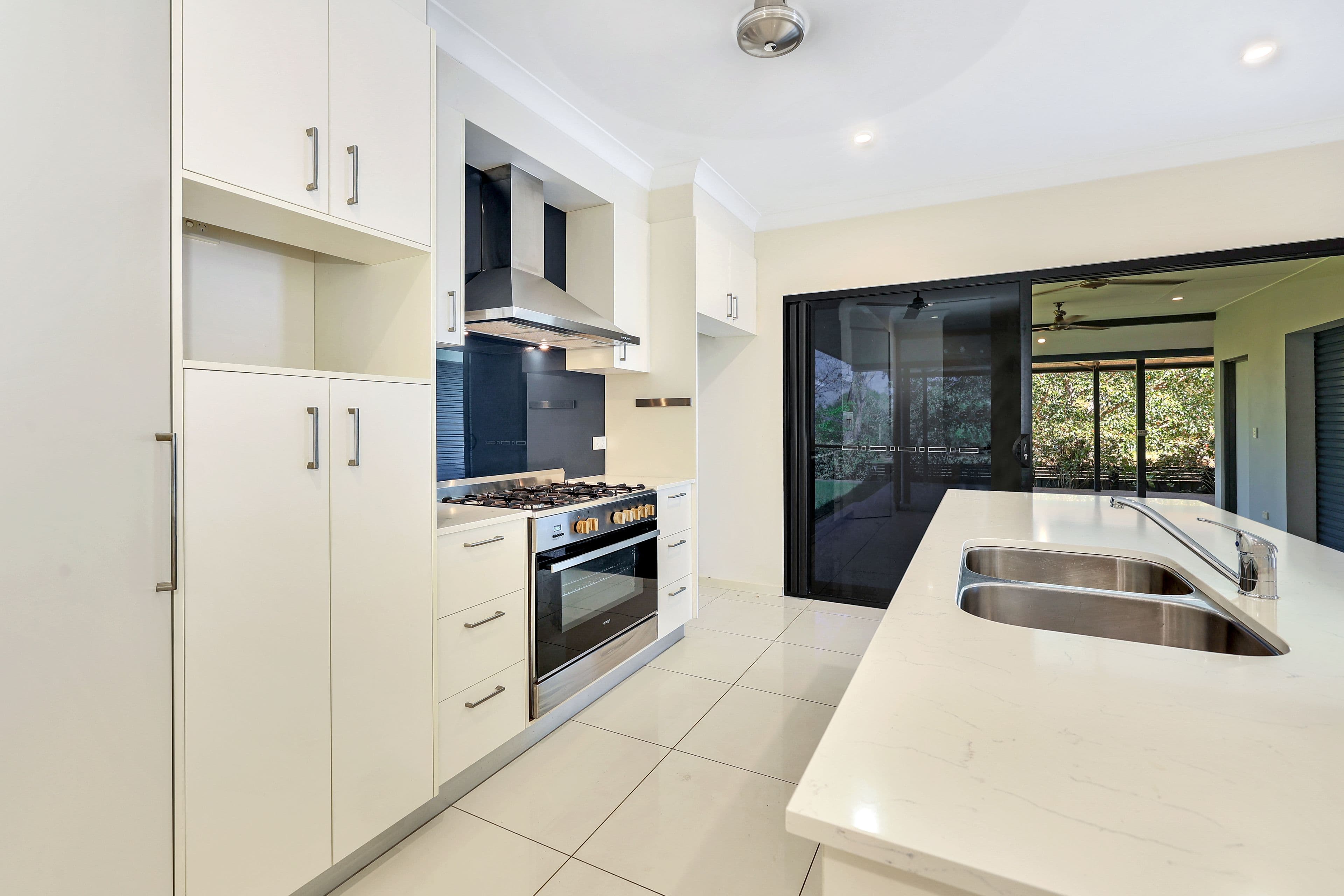 30 Hawker Street, Zuccoli NT 0832, Zuccoli - Thumbnail 6