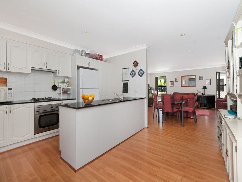 46 Cunningham Street, TARINGA QLD 4068, Taringa - Thumbnail 3