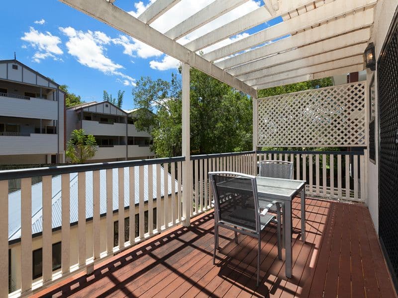 46 Cunningham Street, TARINGA QLD 4068, Taringa - Thumbnail 5