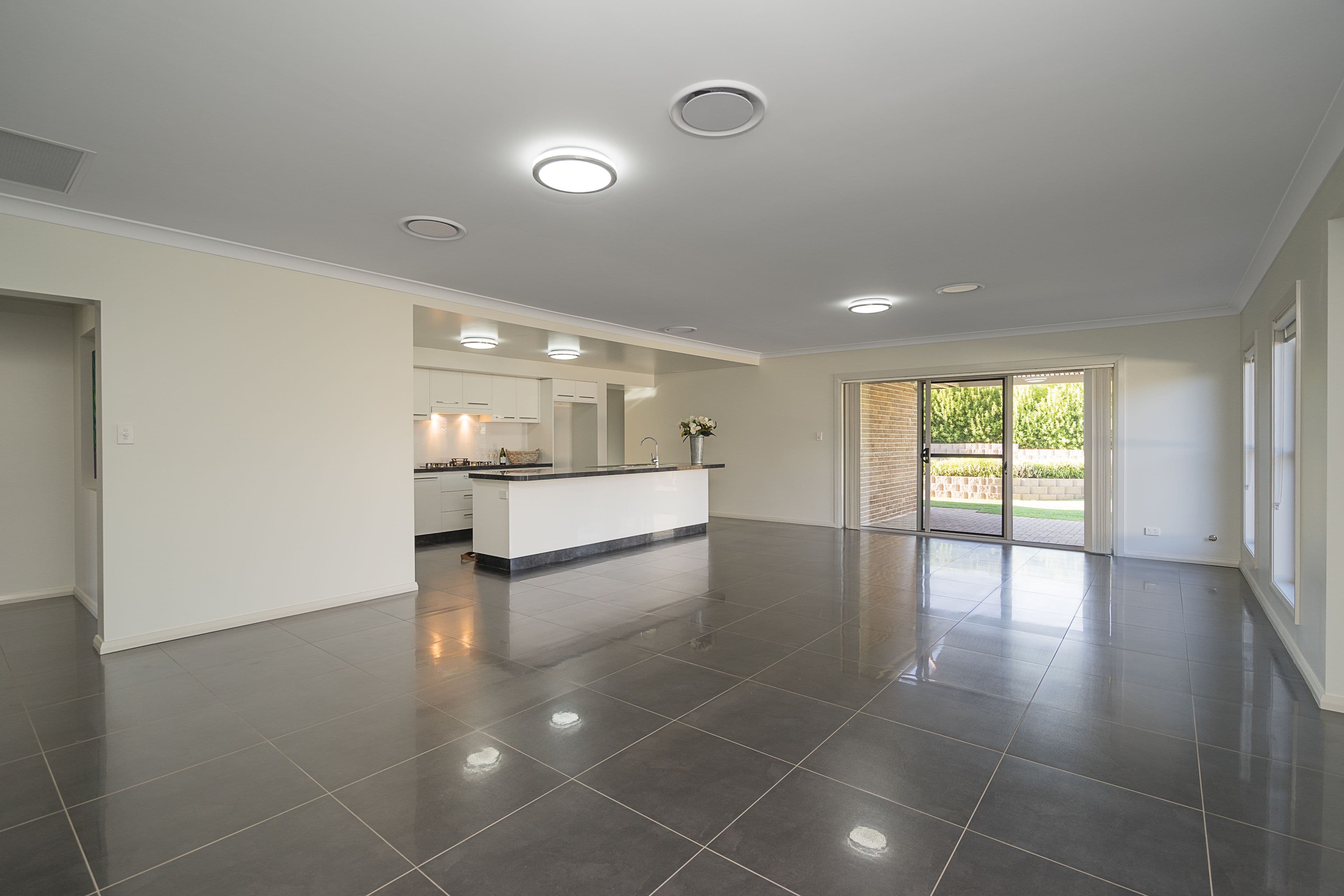 13 Ellenborough Avenue, Dubbo - Thumbnail 4
