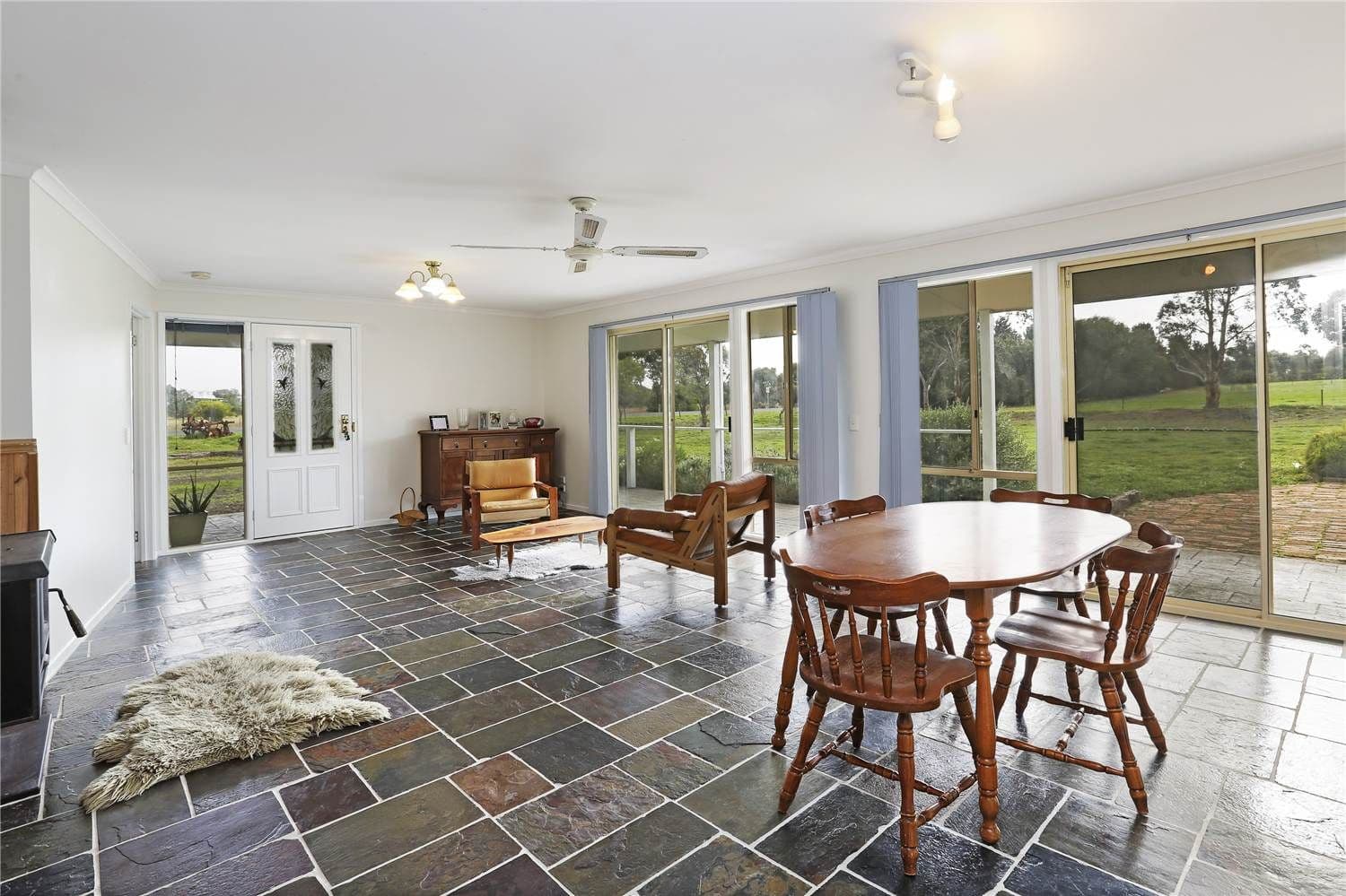 110 Forest Road North, LARA VIC 3212, Lara - Thumbnail 3