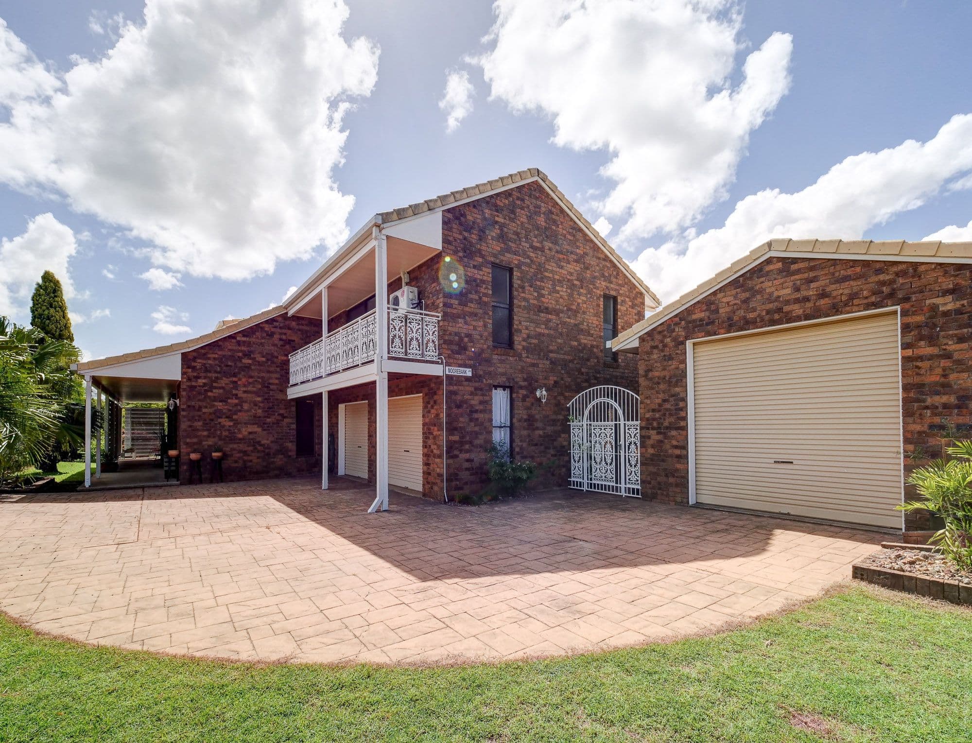 12 Carmen Close, Granville QLD 4650, Granville - Thumbnail 2