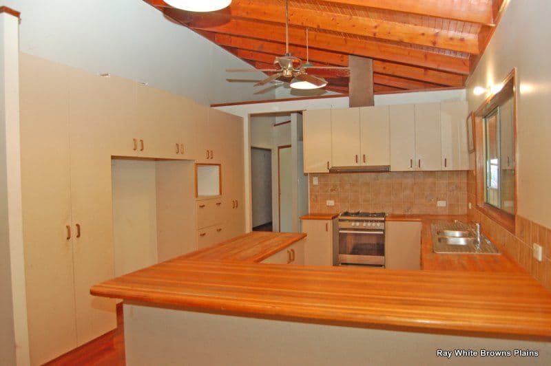 2 Lance Road, GREENBANK QLD 4124, Greenbank - Thumbnail 2