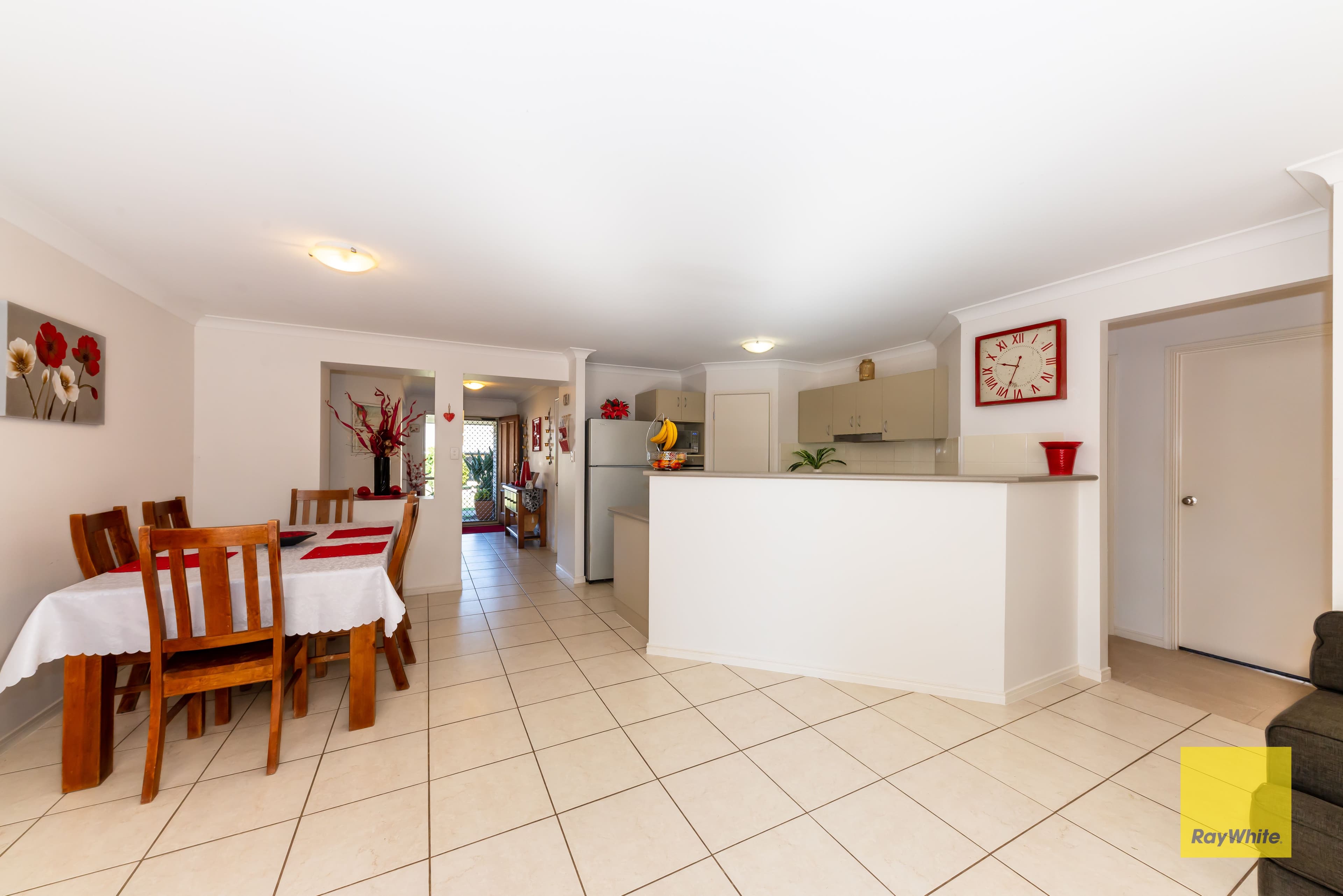 8 Luke Court, Cashmere QLD 4500, Cashmere - Thumbnail 2