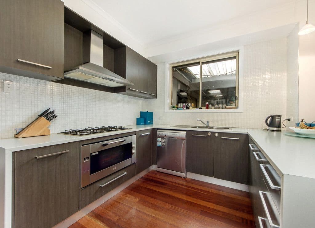 27 Frost Drive, Delahey VIC 3037, Delahey - Thumbnail 3