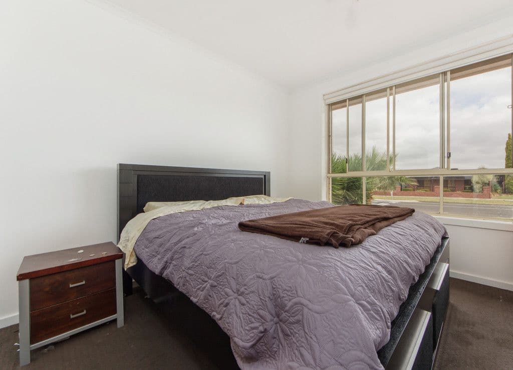 27 Frost Drive, Delahey VIC 3037, Delahey - Thumbnail 6