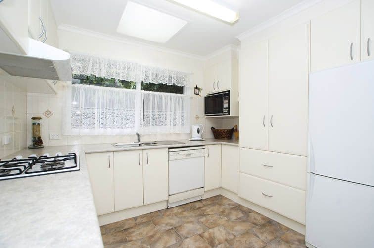 50 Currawa Drive, BORONIA VIC 3155, Boronia - Thumbnail 7