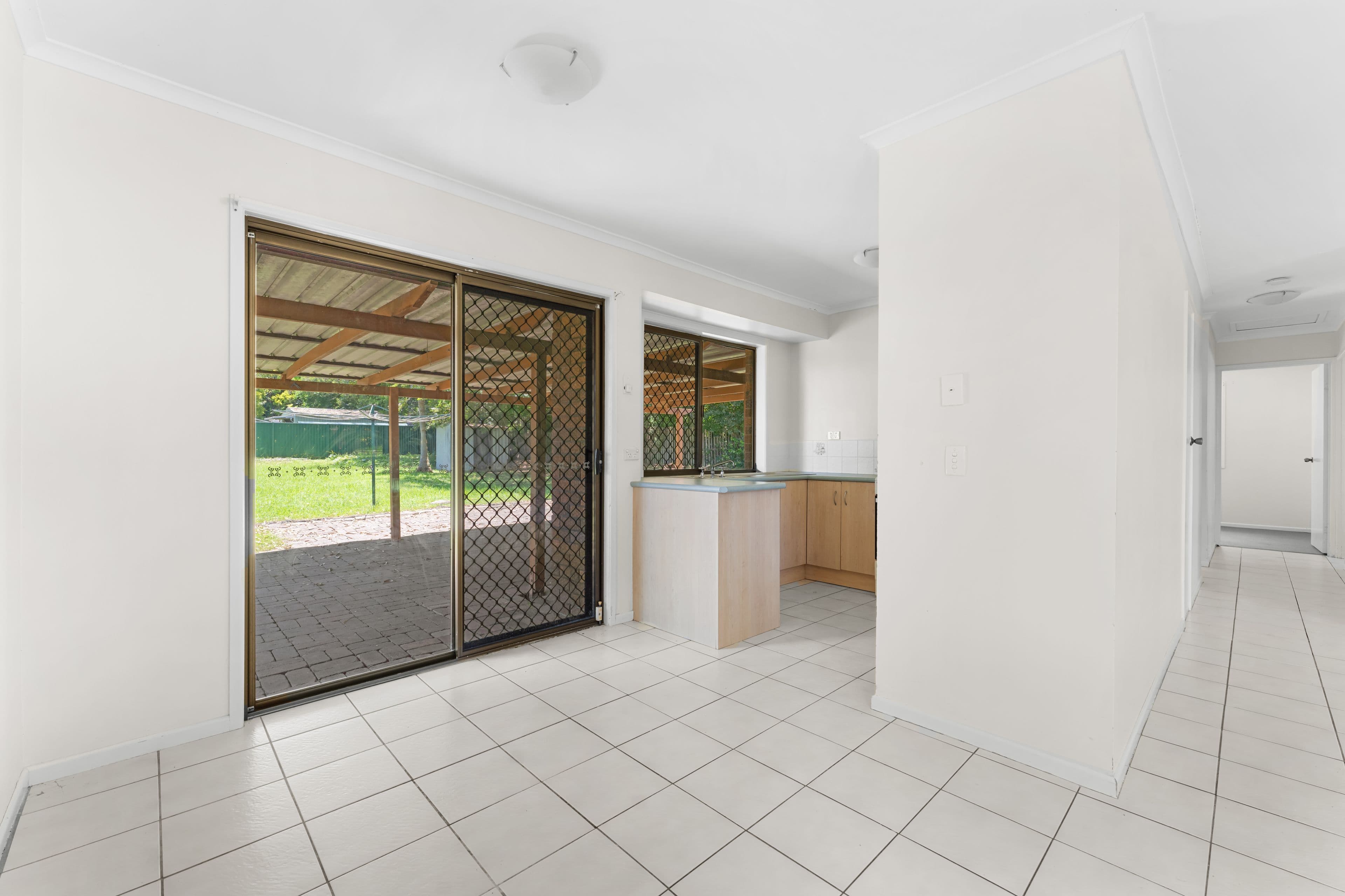 39 Russell Drive, Redbank Plains QLD 4301, Redbank Plains - Thumbnail 4