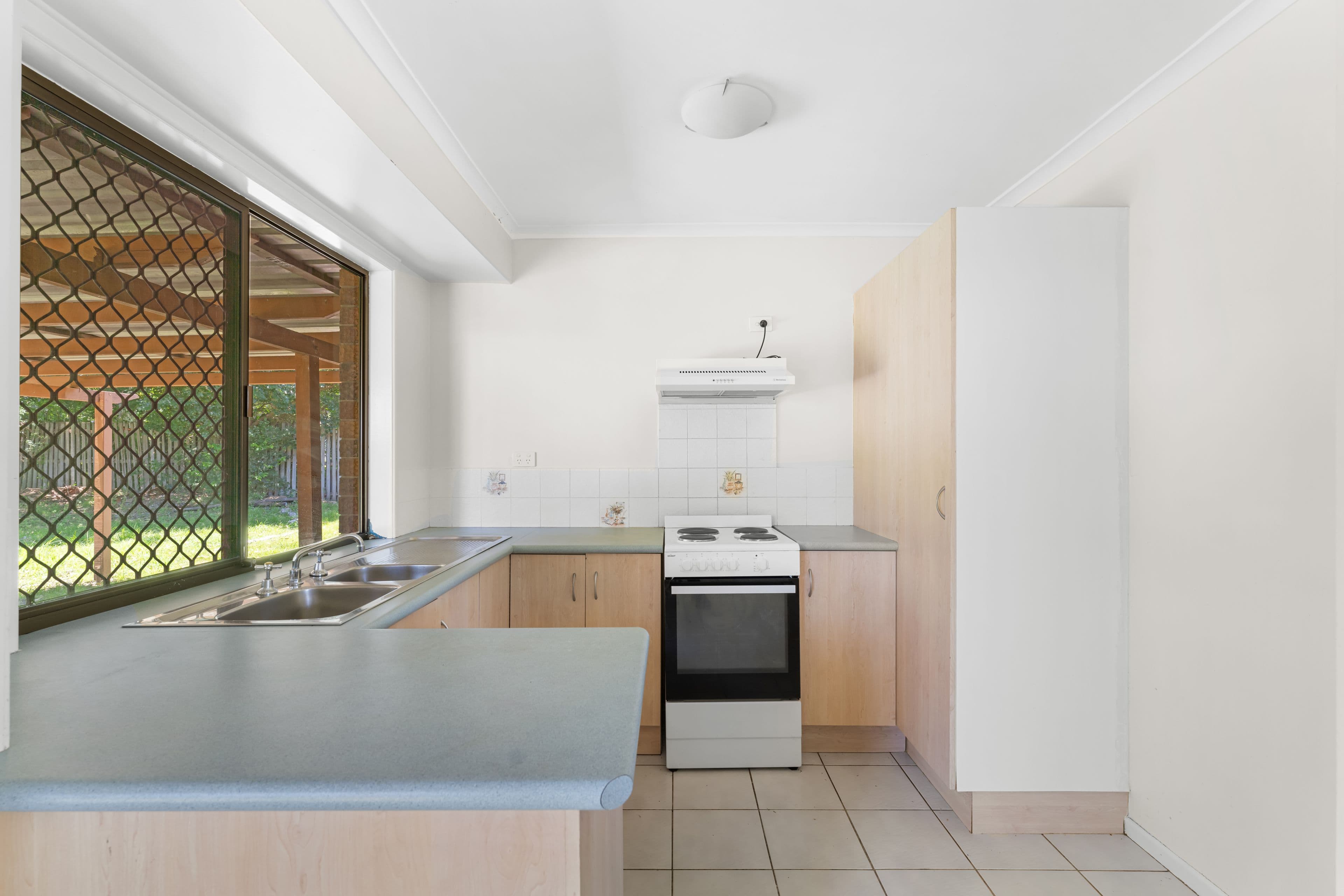 39 Russell Drive, Redbank Plains QLD 4301, Redbank Plains - Thumbnail 5