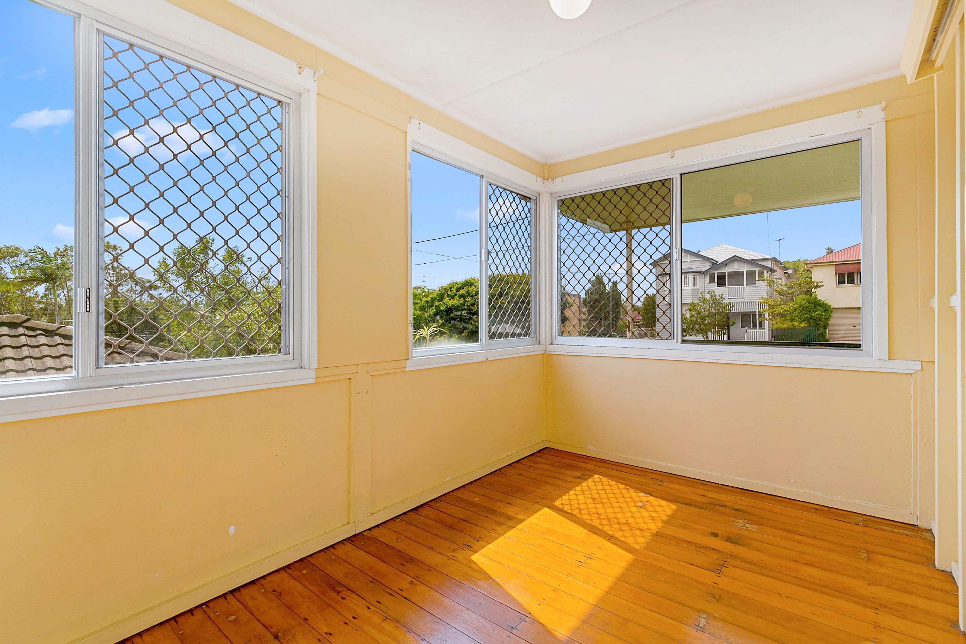 11 Gower Street, Holland Park West QLD 4121, Holland Park West - Thumbnail 7