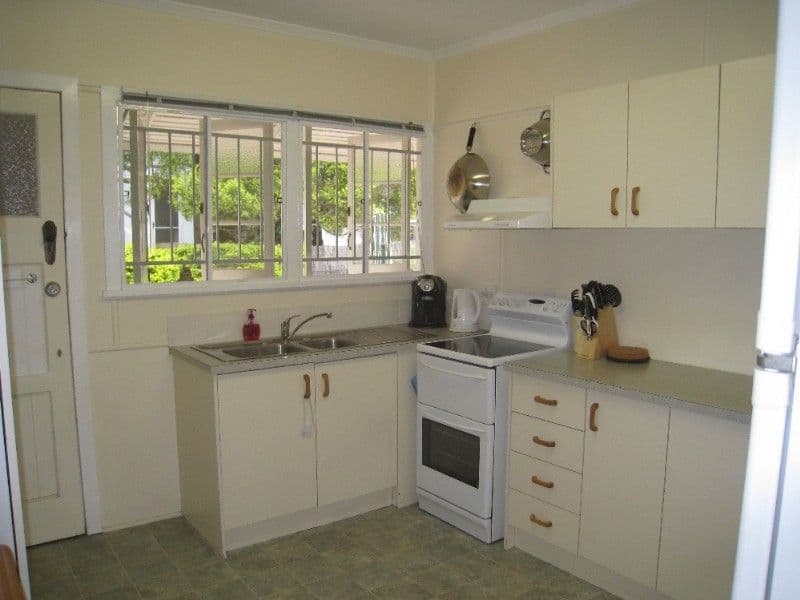 64 Gatton Street, MOUNT GRAVATT EAST QLD 4122, Mount Gravatt East - Thumbnail 3