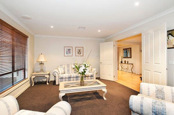 13 Nolan Close, BUNDOORA VIC 3083, Bundoora - Thumbnail 2